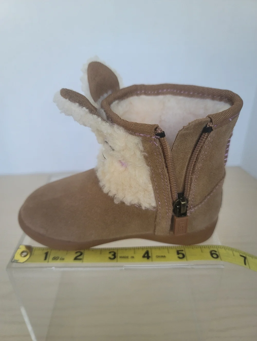 UGG Classic Llama Stuffie Tan Suede  Boots Size Toddler 6